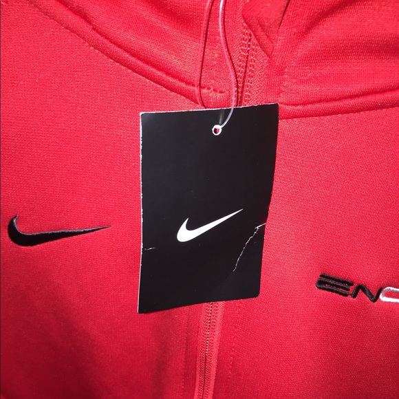 NWT Nike Women’s Red Therma-Fit Zip-Up Jacket - Picture 3 of 5